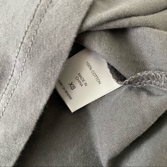 New York & Co Women’s Embellished T-shirt Size XS - Picture 10 of 10